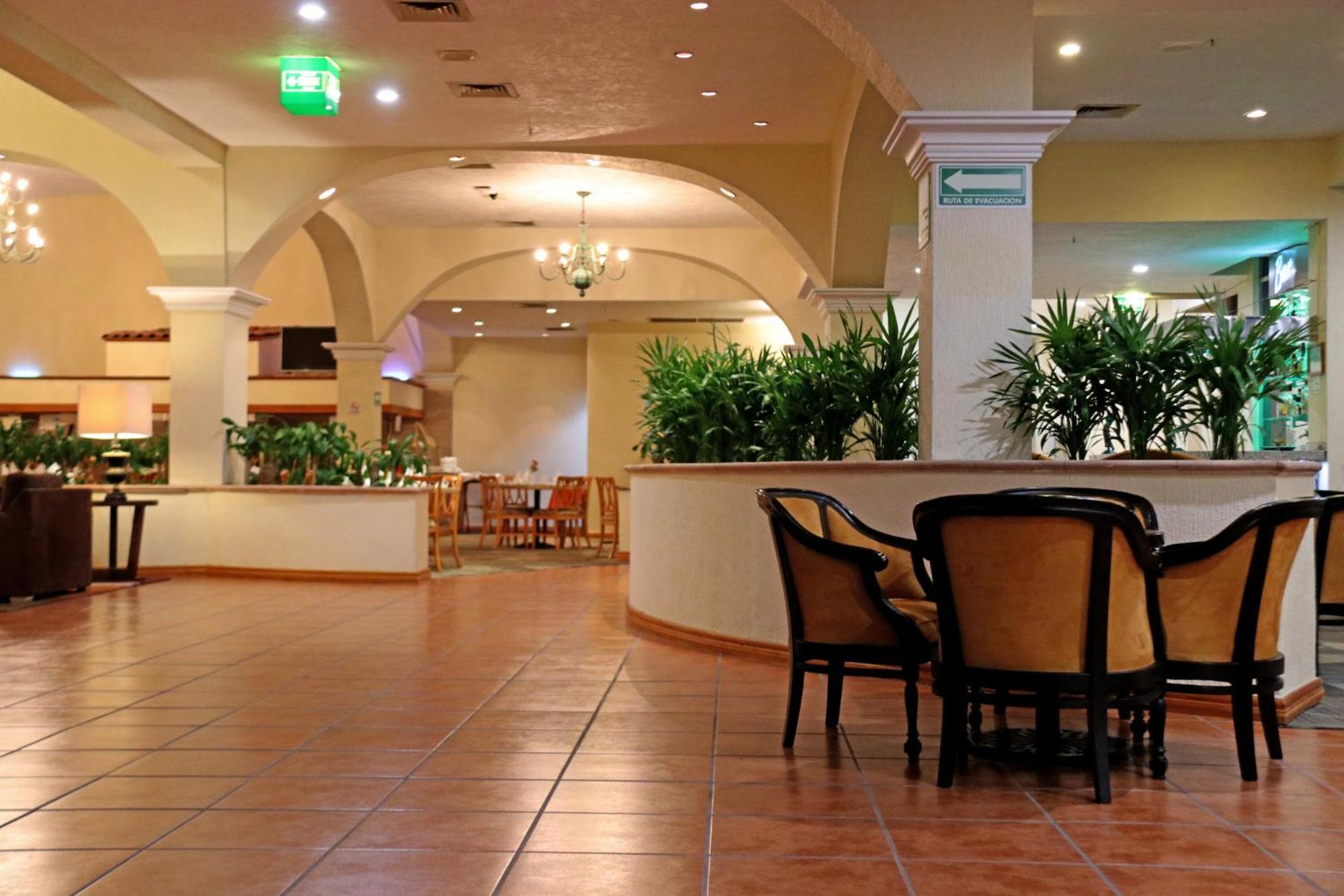 Holiday Inn La Piedad By Ihg Eksteriør bilde