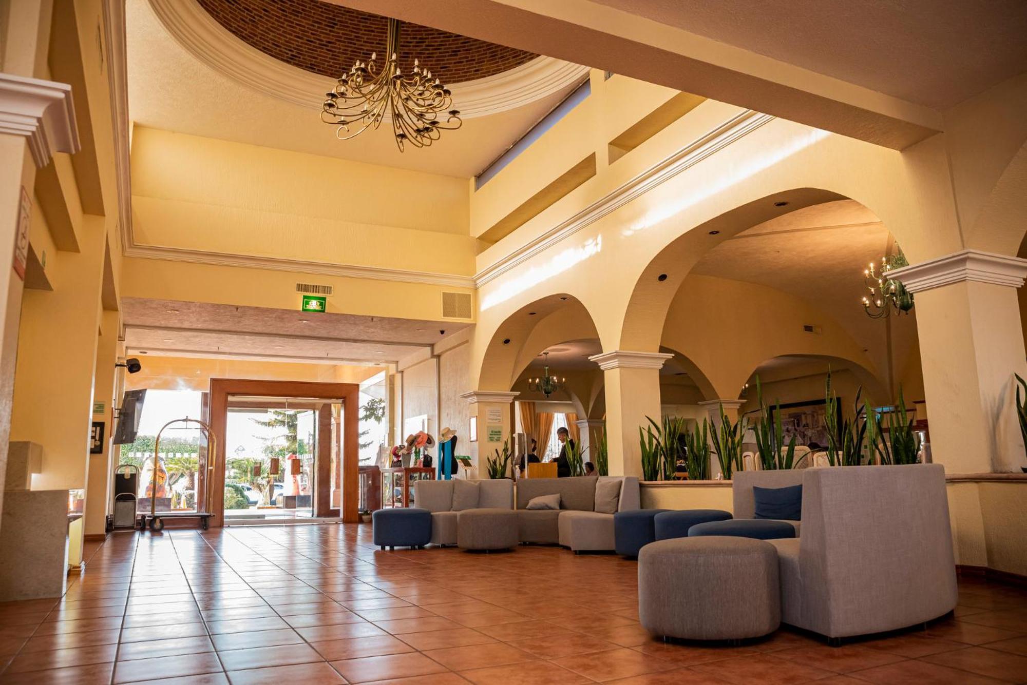 Holiday Inn La Piedad By Ihg Eksteriør bilde